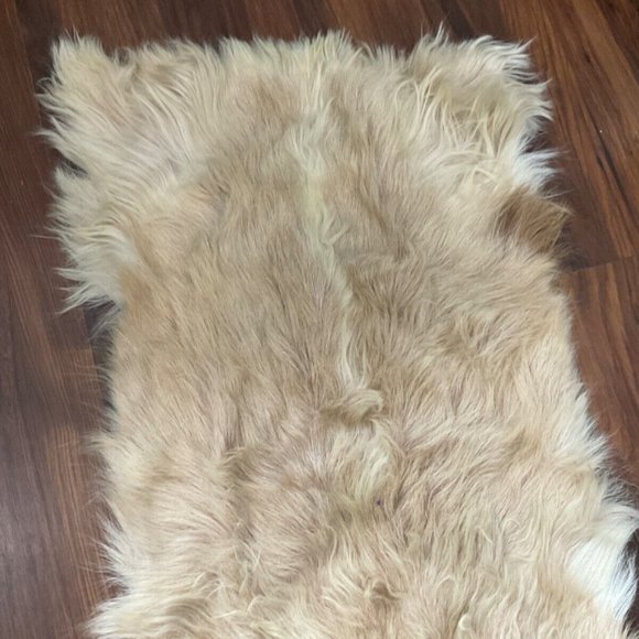Vintage Genuine Goatskin animal rug cream & brown Long hair 135cm x 55CM - Picture 2 of 4